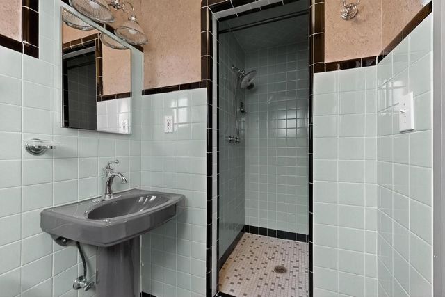 306 Don Fernando Road, Santa Fe, NM 87505