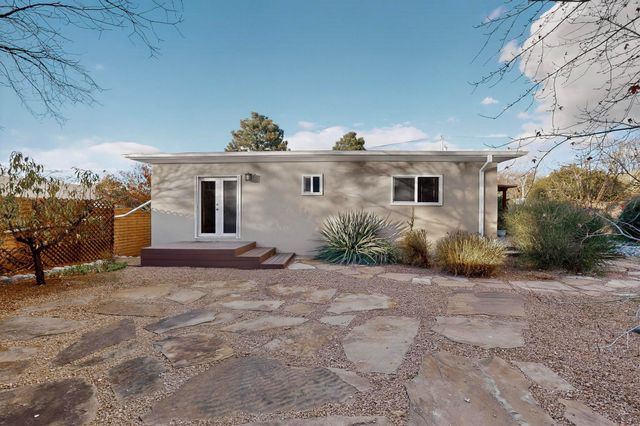 306 Don Fernando Road, Santa Fe, NM 87505