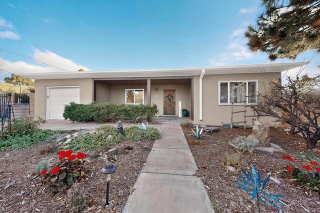 306 Don Fernando Road, Santa Fe, NM 87505