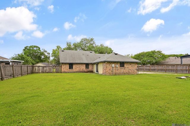 40162 Ronda Ave, Prairieville, LA 70769