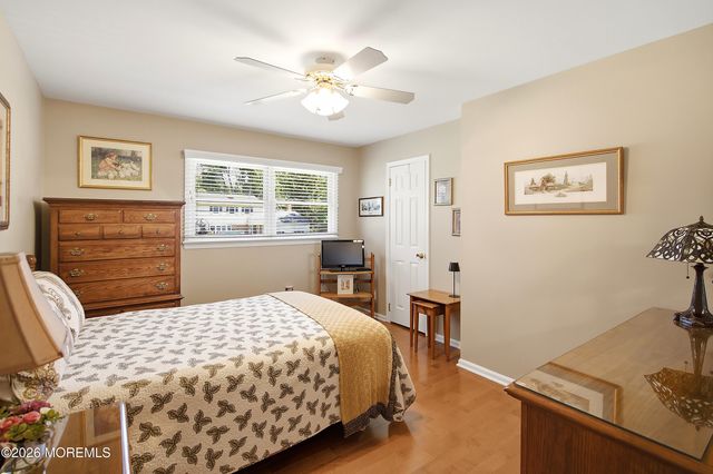 22 Braeburn Drive, Lincroft, NJ 07738