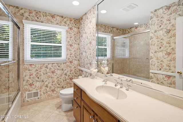 22 Braeburn Drive, Lincroft, NJ 07738