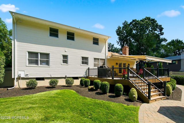22 Braeburn Drive, Lincroft, NJ 07738