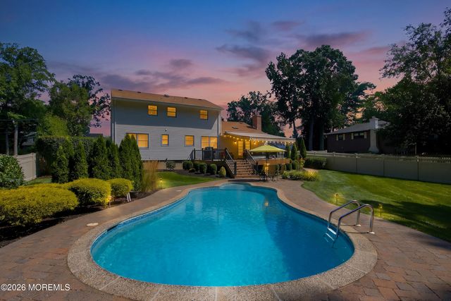22 Braeburn Drive, Lincroft, NJ 07738