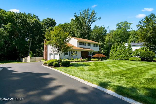 22 Braeburn Drive, Lincroft, NJ 07738