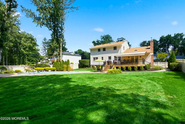 22 Braeburn Drive, Lincroft, NJ 07738
