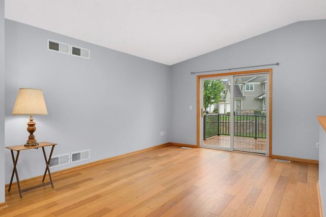 1110 Lilac Court, Waconia, MN 55387