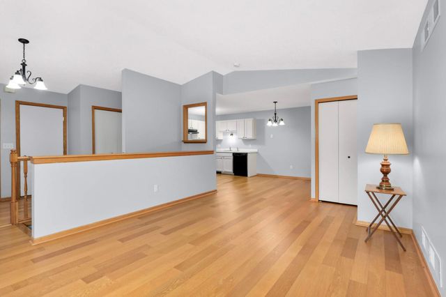 1110 Lilac Court, Waconia, MN 55387