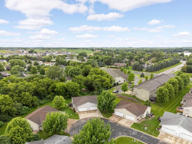 1110 Lilac Court, Waconia, MN 55387