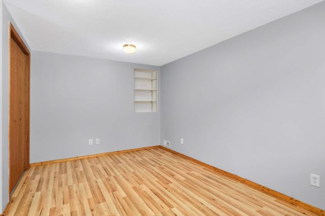 1110 Lilac Court, Waconia, MN 55387