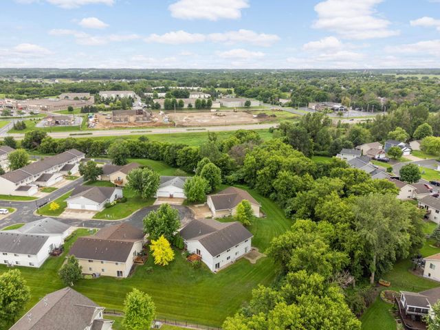1110 Lilac Court, Waconia, MN 55387