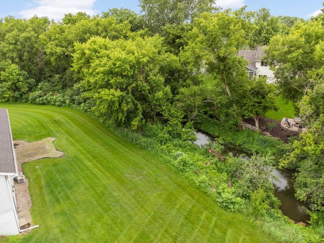 1110 Lilac Court, Waconia, MN 55387