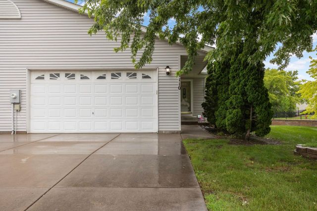 1110 Lilac Court, Waconia, MN 55387