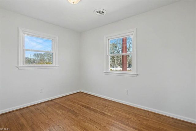 344 Brout DR, Hampton, VA 23666