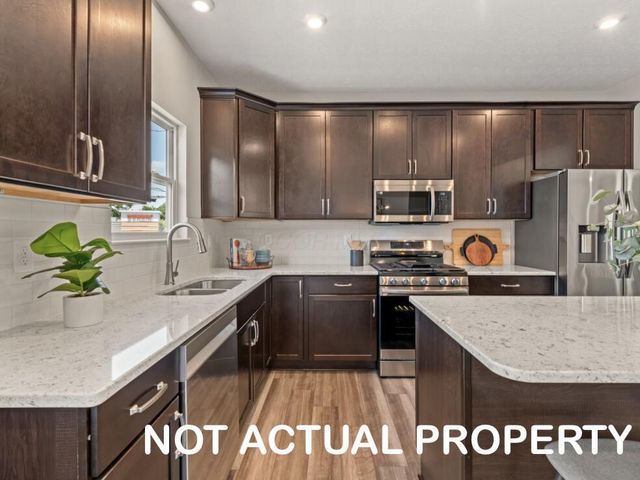 5970 Abernathy Lane Lane, Columbus, OH 43232