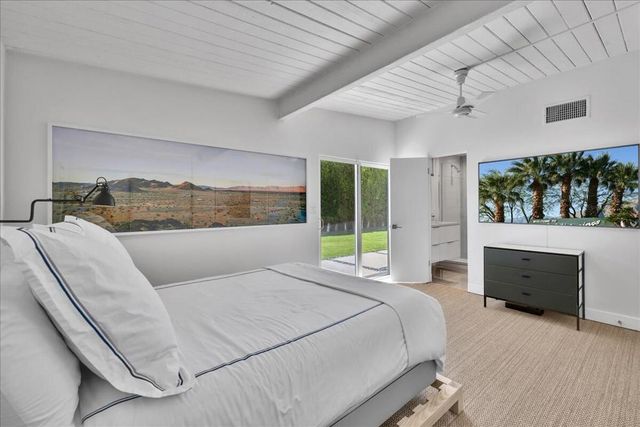 216 N Lyn Circle, Palm Springs, CA 92262