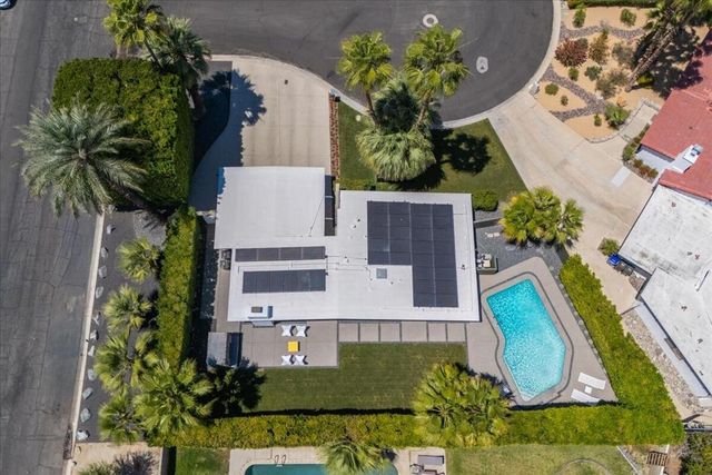 216 N Lyn Circle, Palm Springs, CA 92262