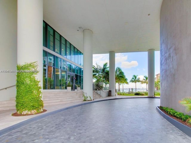 460 NE 28th St 3608, Miami, FL 33137
