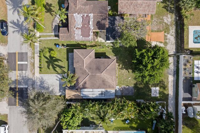 516 SW 17th Street, Fort Lauderdale, FL 33315
