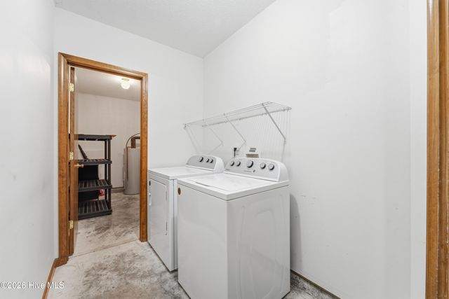 307 Kenilworth Place, Hubert, NC 28539