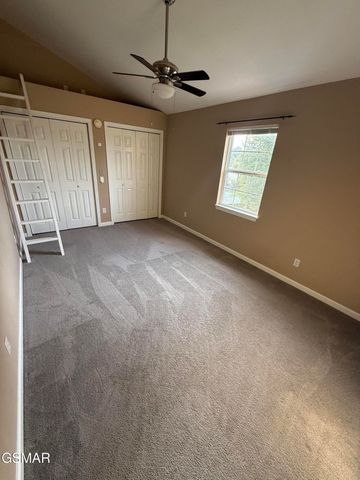1468 Dewberry Lane, Sevierville, TN 37862