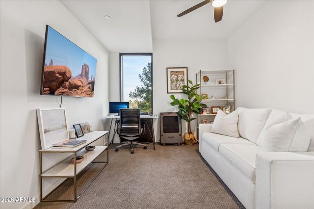 200 W PORTLAND Street 416, Phoenix, AZ 85003