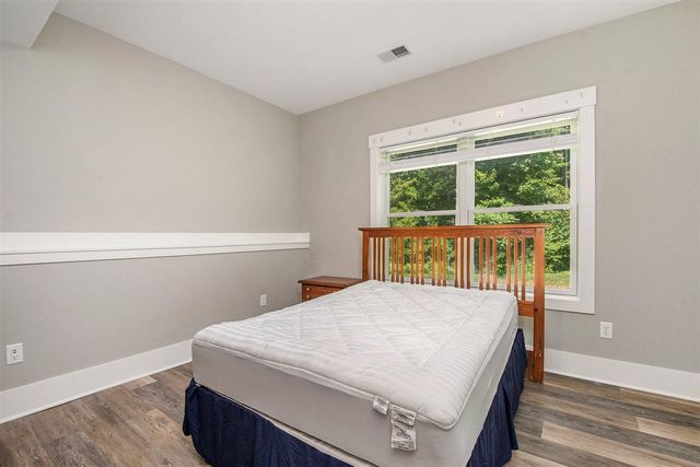 4087 Ronalds Road, Dorr, MI 49323