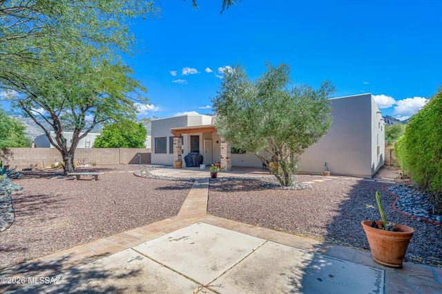1865 E Andromeda Place, Tucson, AZ 85737