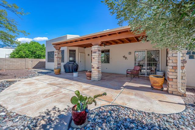 1865 E Andromeda Place, Tucson, AZ 85737