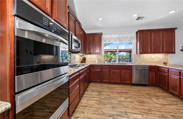 33665 Wild Horse, Yucaipa, CA 92399