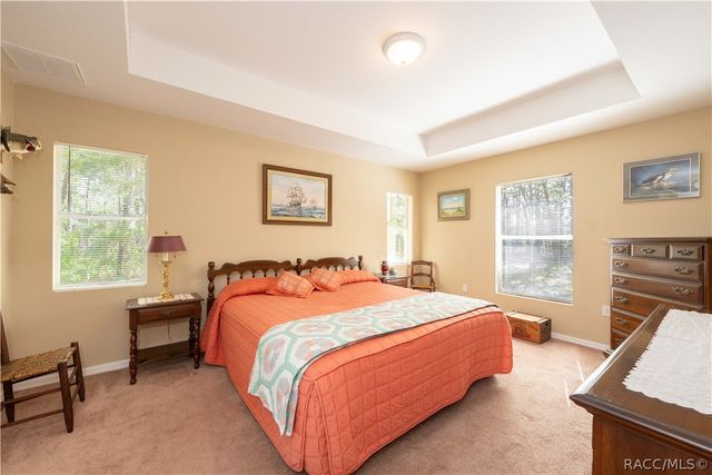 21 Sanders Circle, Homosassa, FL 34446