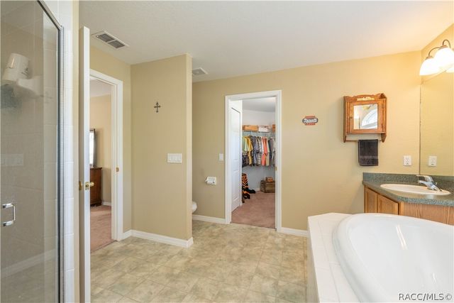 21 Sanders Circle, Homosassa, FL 34446