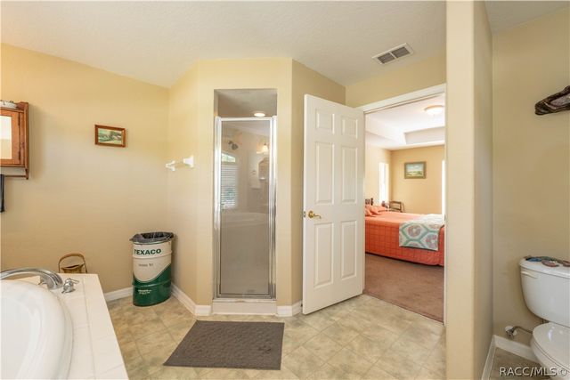 21 Sanders Circle, Homosassa, FL 34446