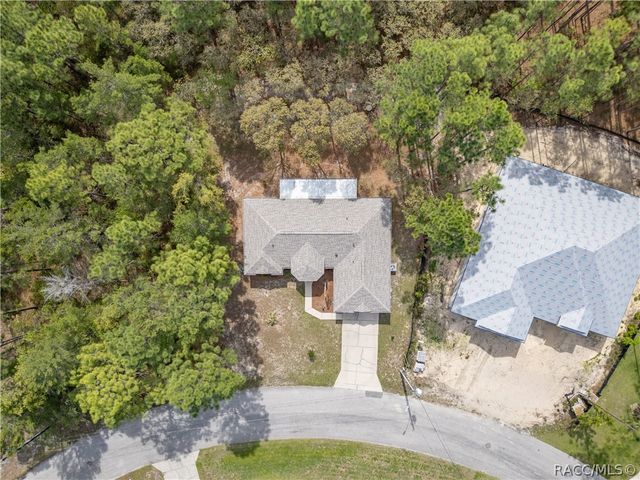 21 Sanders Circle, Homosassa, FL 34446