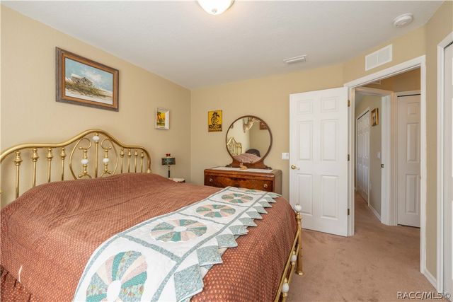 21 Sanders Circle, Homosassa, FL 34446