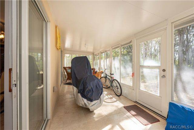 21 Sanders Circle, Homosassa, FL 34446