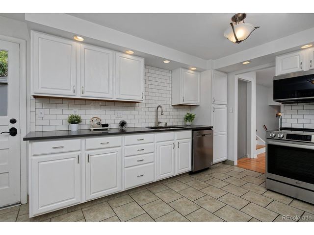 6024 Youngfield St, Arvada, CO 80004