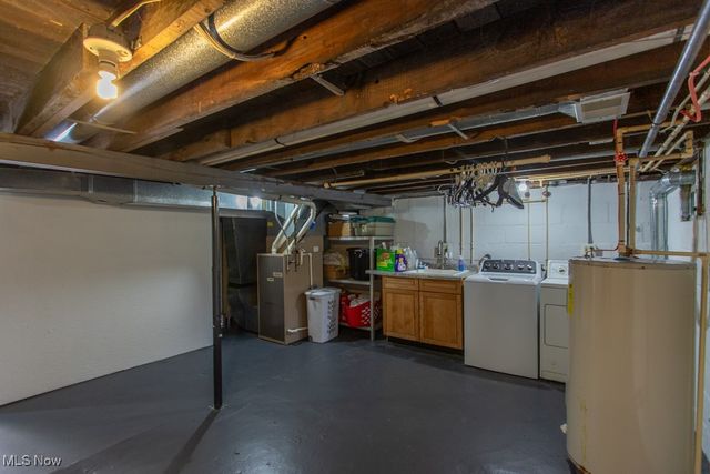 248 Darlington Road NE, Warren, OH 44484