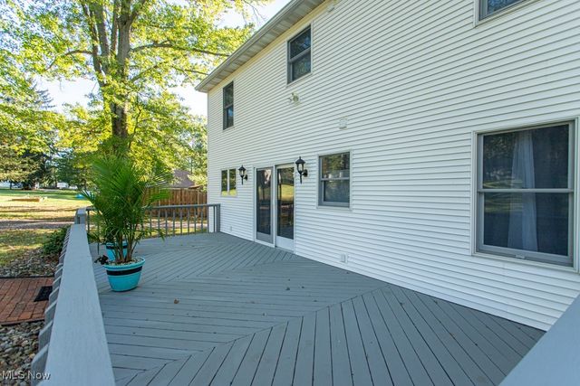 248 Darlington Road NE, Warren, OH 44484