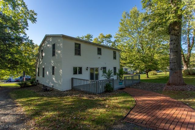 248 Darlington Road NE, Warren, OH 44484