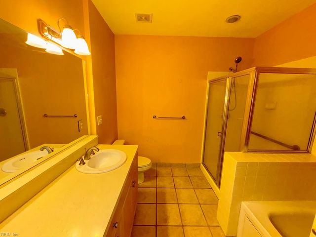 301 Brooke Ave Apt 105, Norfolk, VA 23510