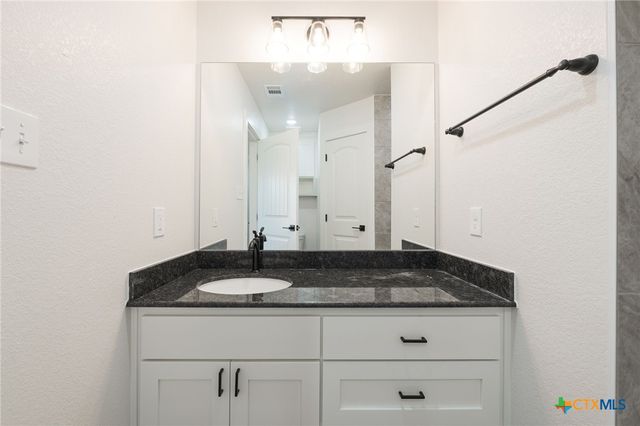 1210 Mills Street, Gatesville, TX 76528