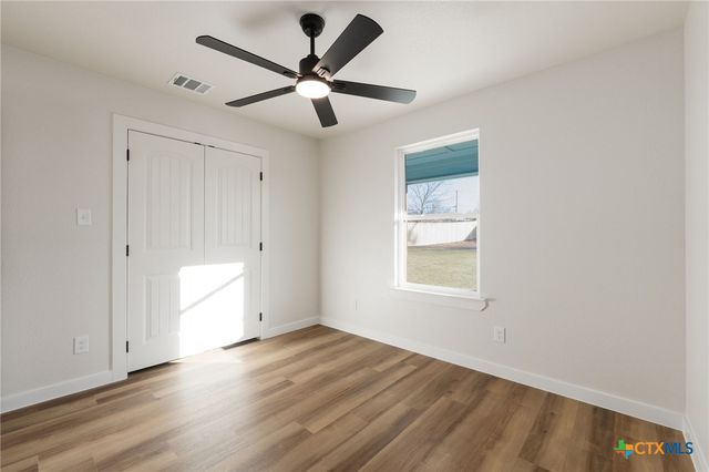 1210 Mills Street, Gatesville, TX 76528