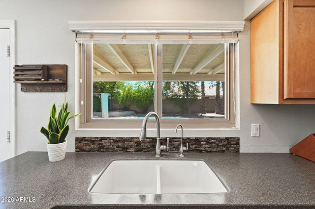 4827 W COMMONWEALTH Place, Chandler, AZ 85226