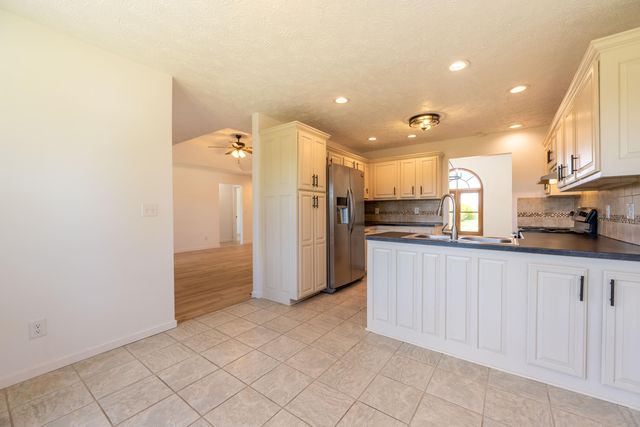 2600 S 14th Avenue, Ozark, MO 65721