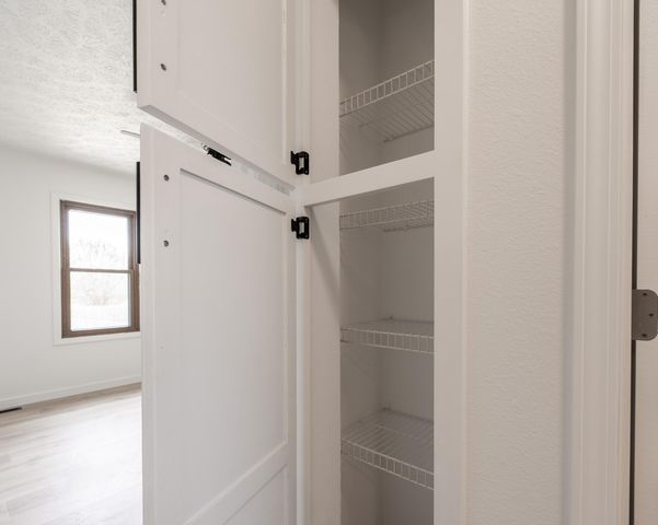 2600 S 14th Avenue, Ozark, MO 65721