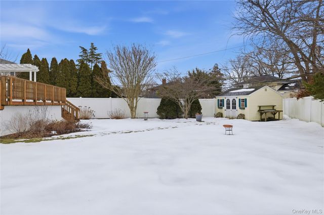 138 Washington Street, Farmingdale, NY 11735