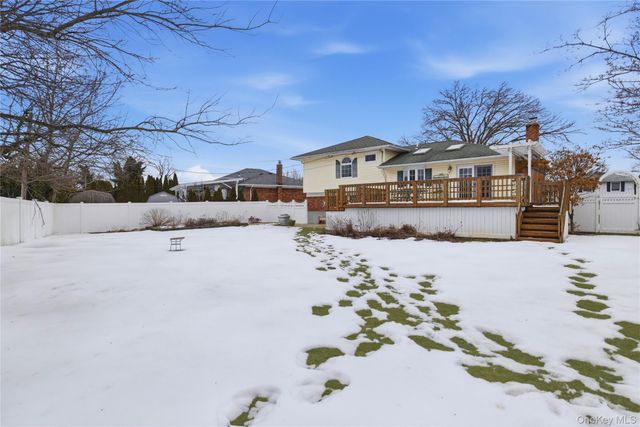 138 Washington Street, Farmingdale, NY 11735