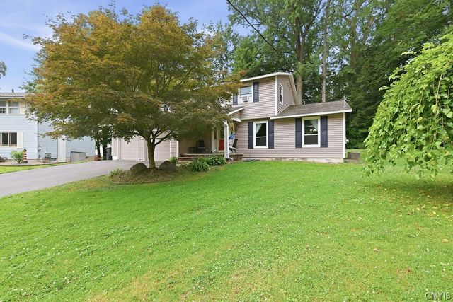 4192 Fireside Circle, Clay, NY 13090
