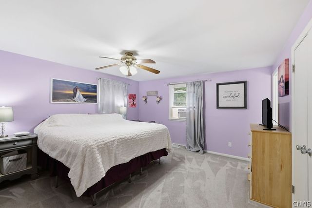 4192 Fireside Circle, Clay, NY 13090